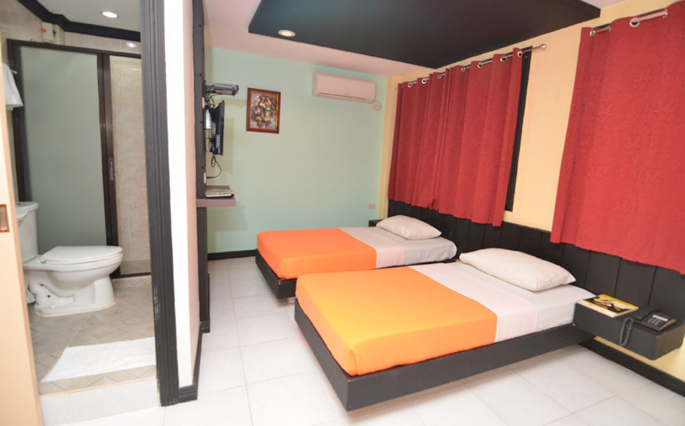 Davao Royal Suites And Residences Exterior foto