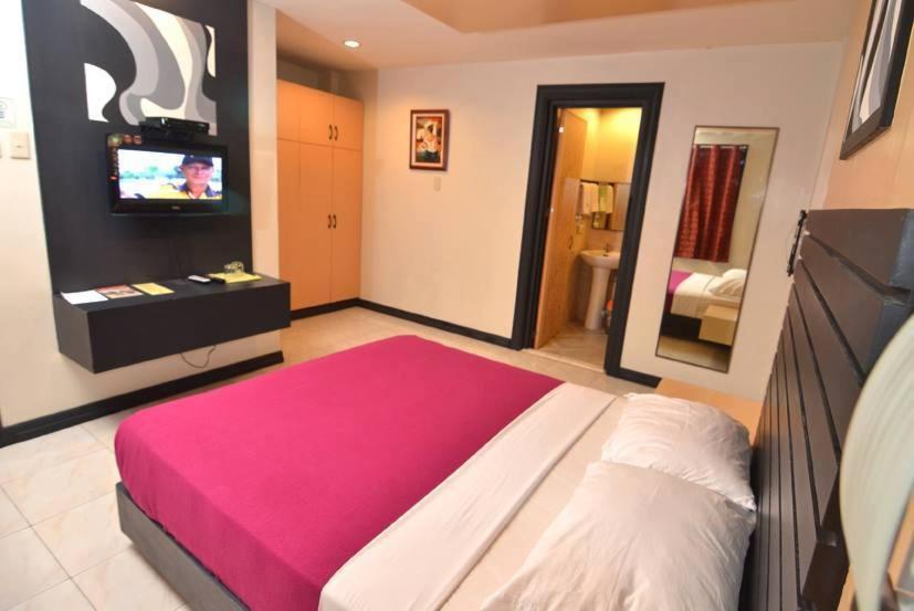 Davao Royal Suites And Residences Exterior foto