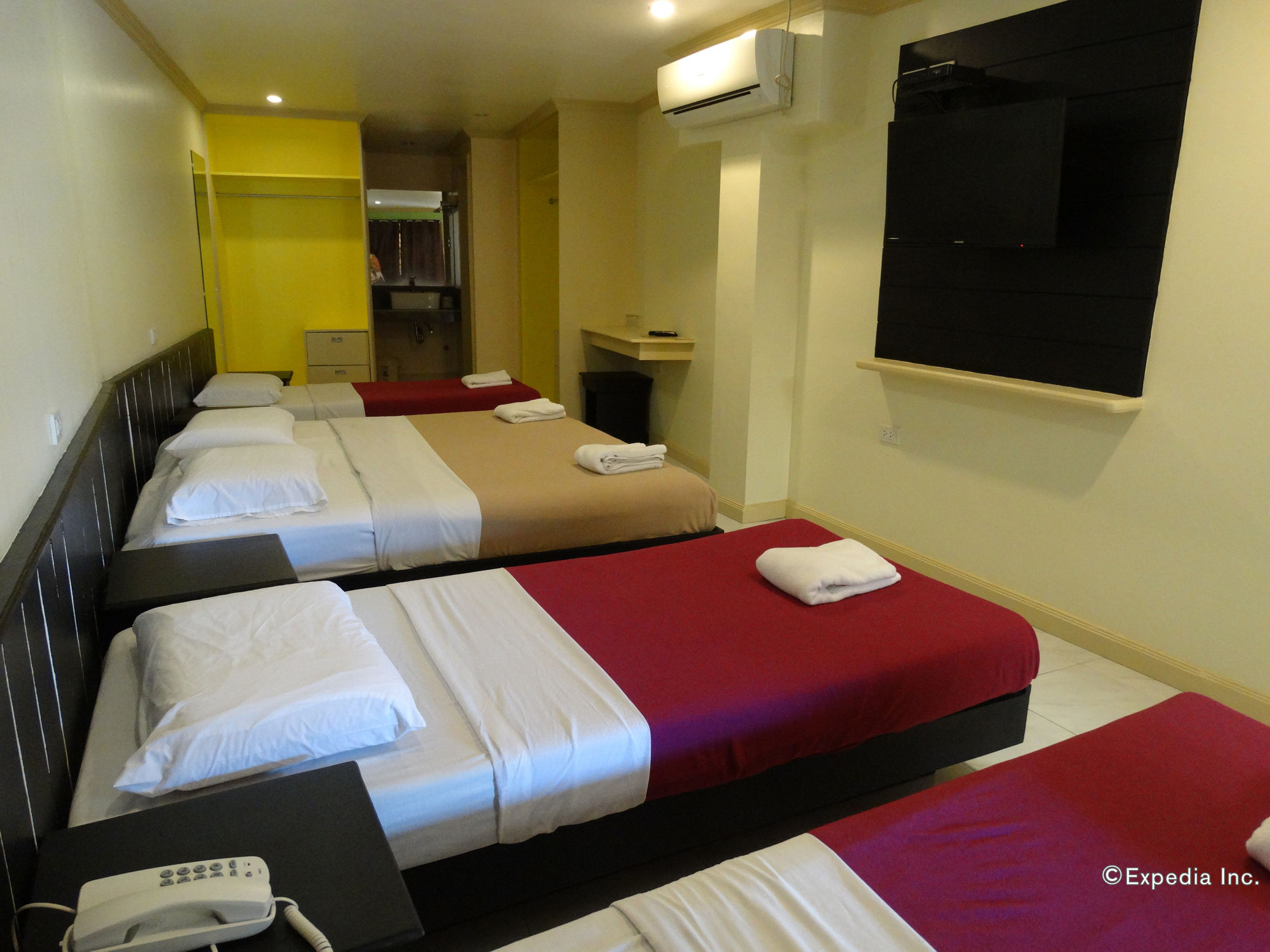 Davao Royal Suites And Residences Exterior foto